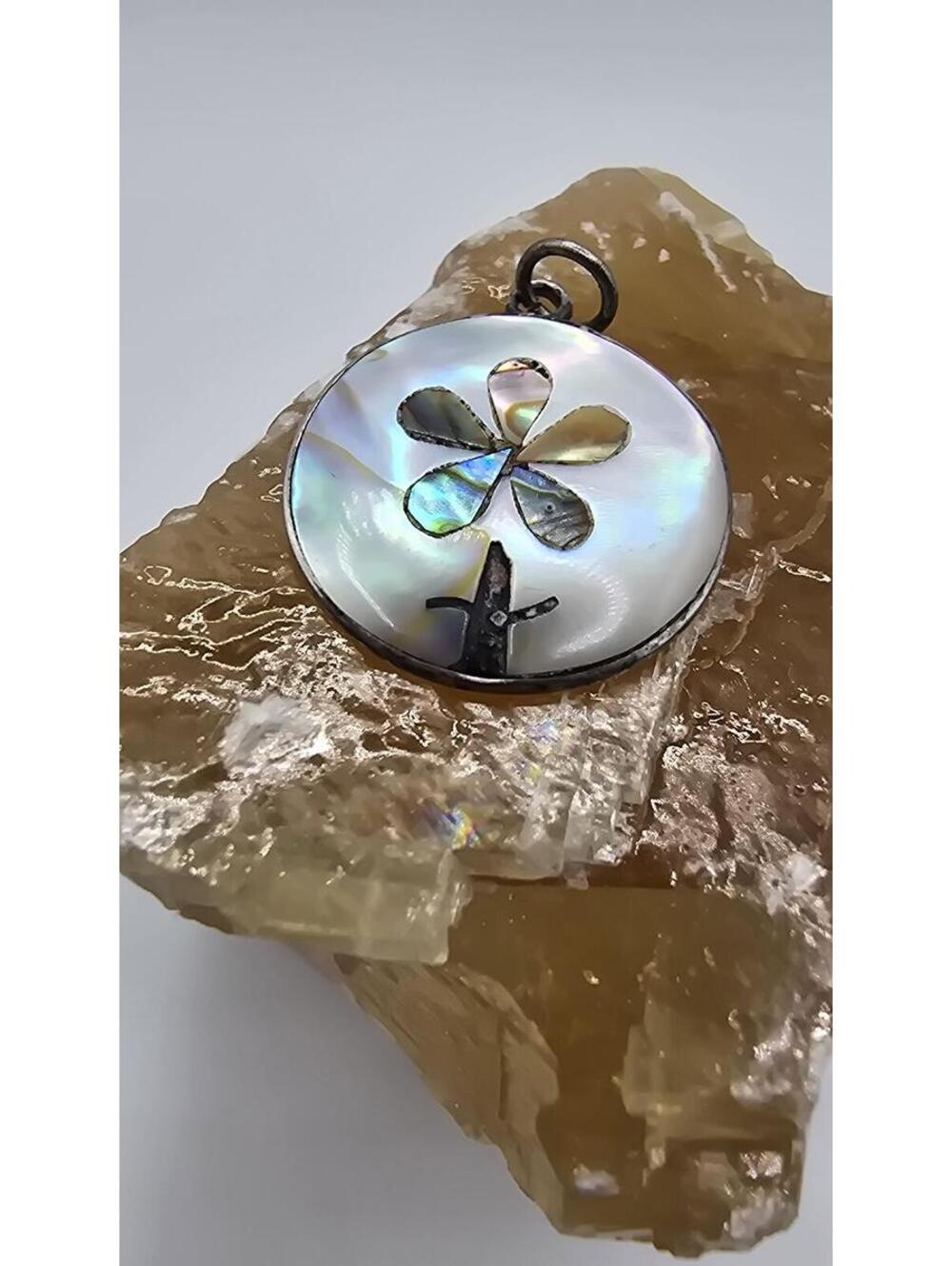 Sterling Silver Mother of Pearl Flower Pendant Charm